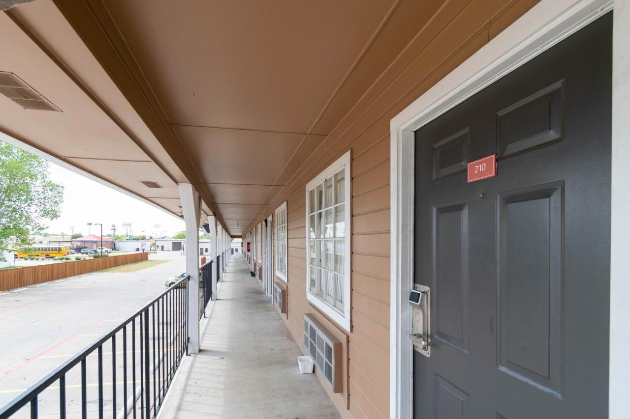 Countryside Inn Kaufman エクステリア 写真