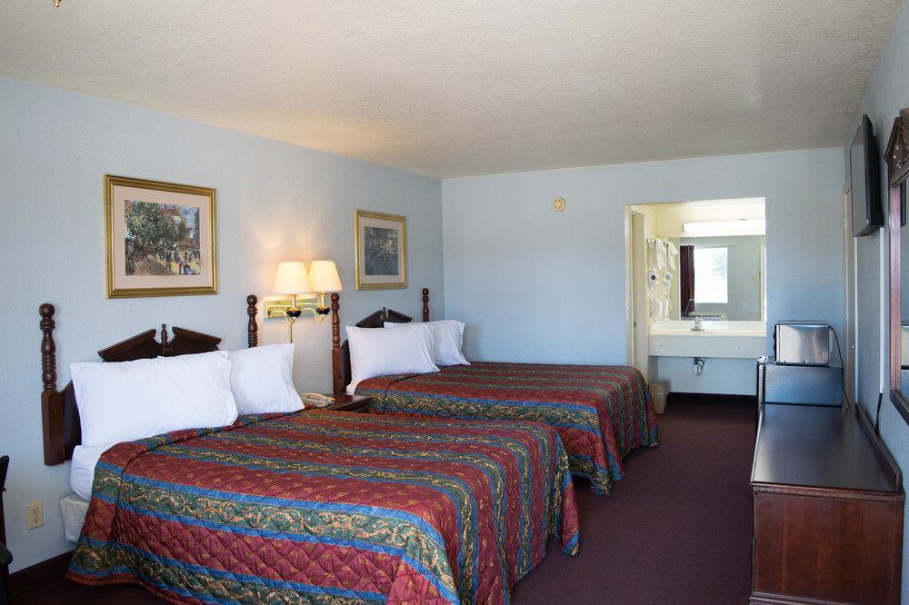 Countryside Inn Kaufman エクステリア 写真